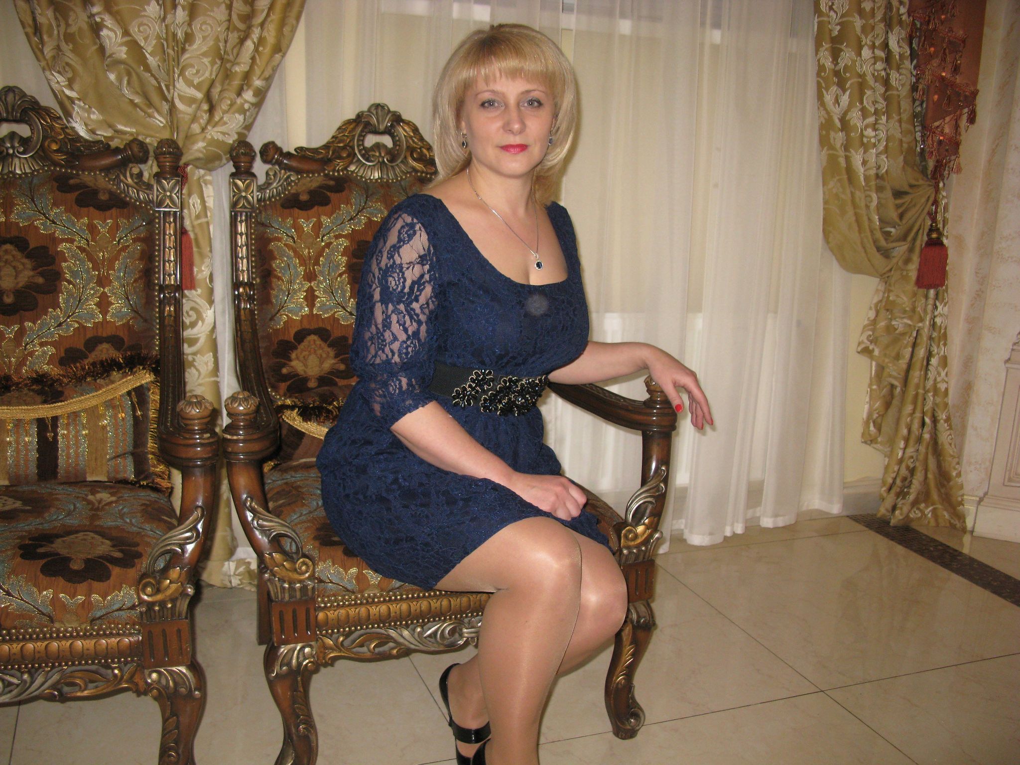 Зрелые домашние реальные. Русские женщины в возрасте. Красивые русские женщины в возрасте. Русская женщина 40 лет.